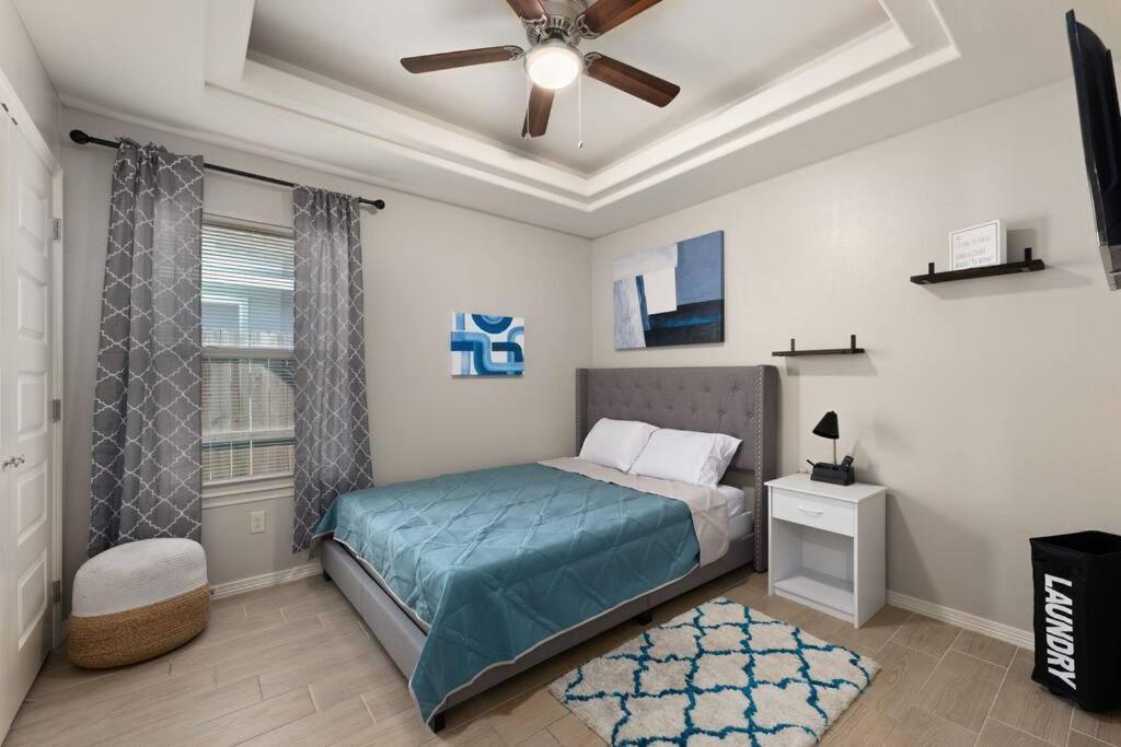 Cozy 3 Bed 2 Bath Apartment, Near Shopping Plazas, Expressway And Free Parking Edinburg Dış mekan fotoğraf