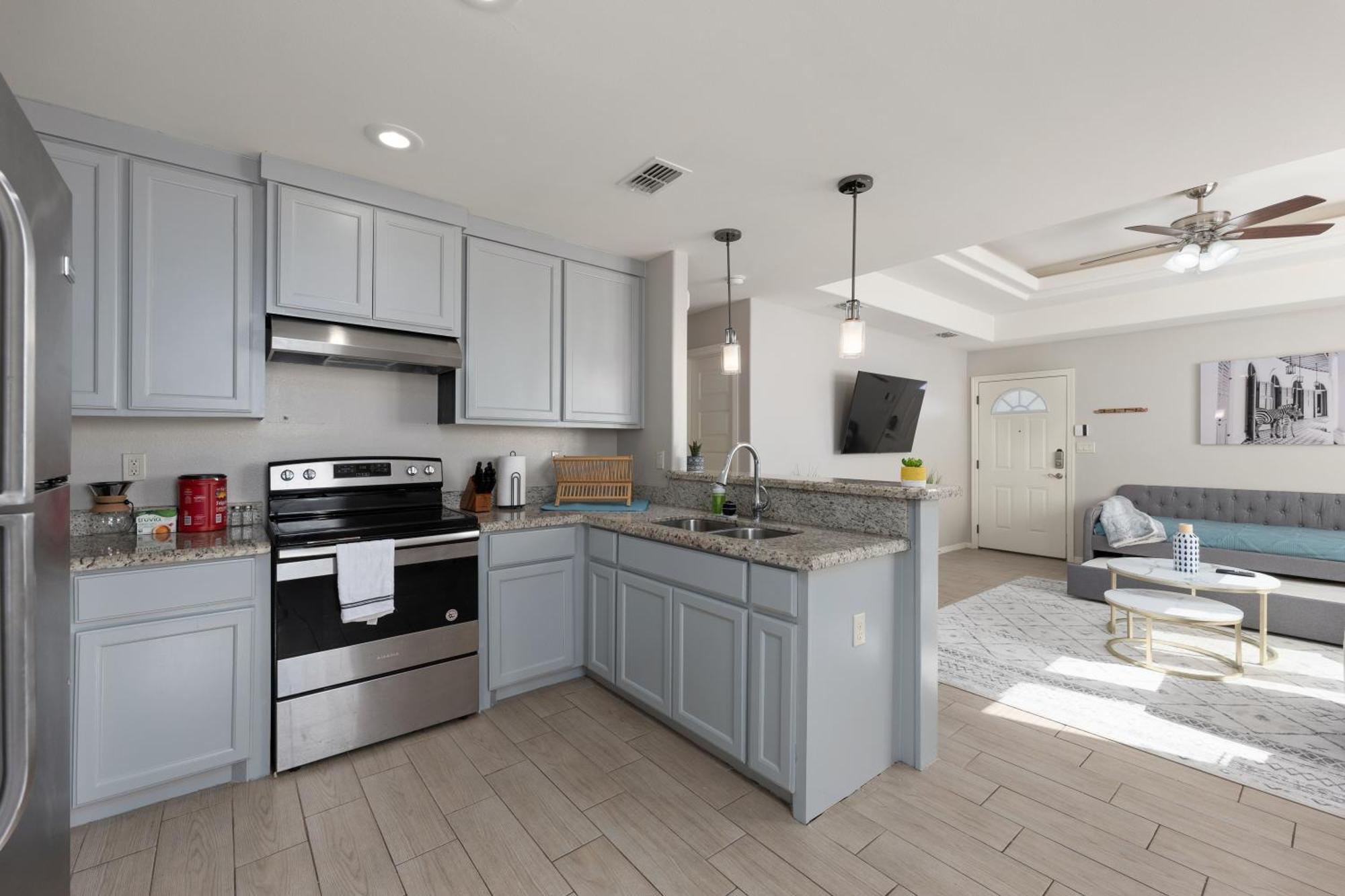 Cozy 3 Bed 2 Bath Apartment, Near Shopping Plazas, Expressway And Free Parking Edinburg Dış mekan fotoğraf